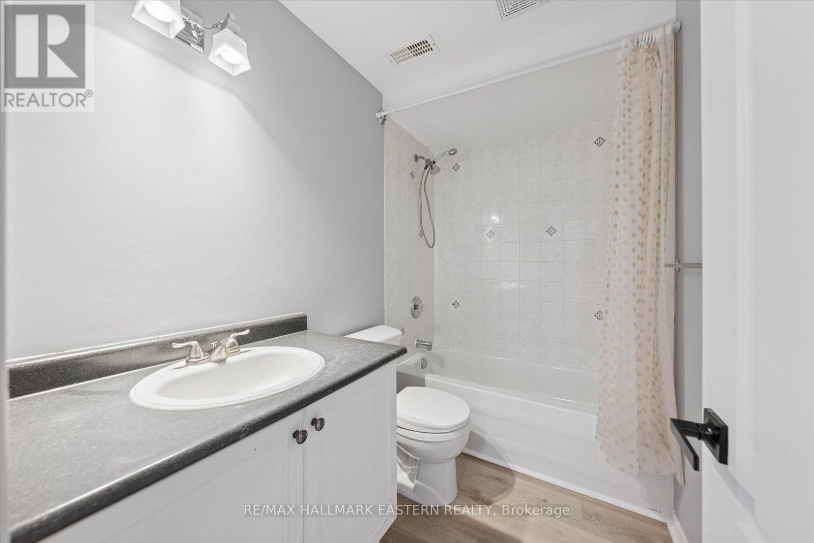 2431 Marsdale Drive, Peterborough (Ashburnham Ward 4), Ontario  K9L 1Z3 - Photo 45 - X12558032