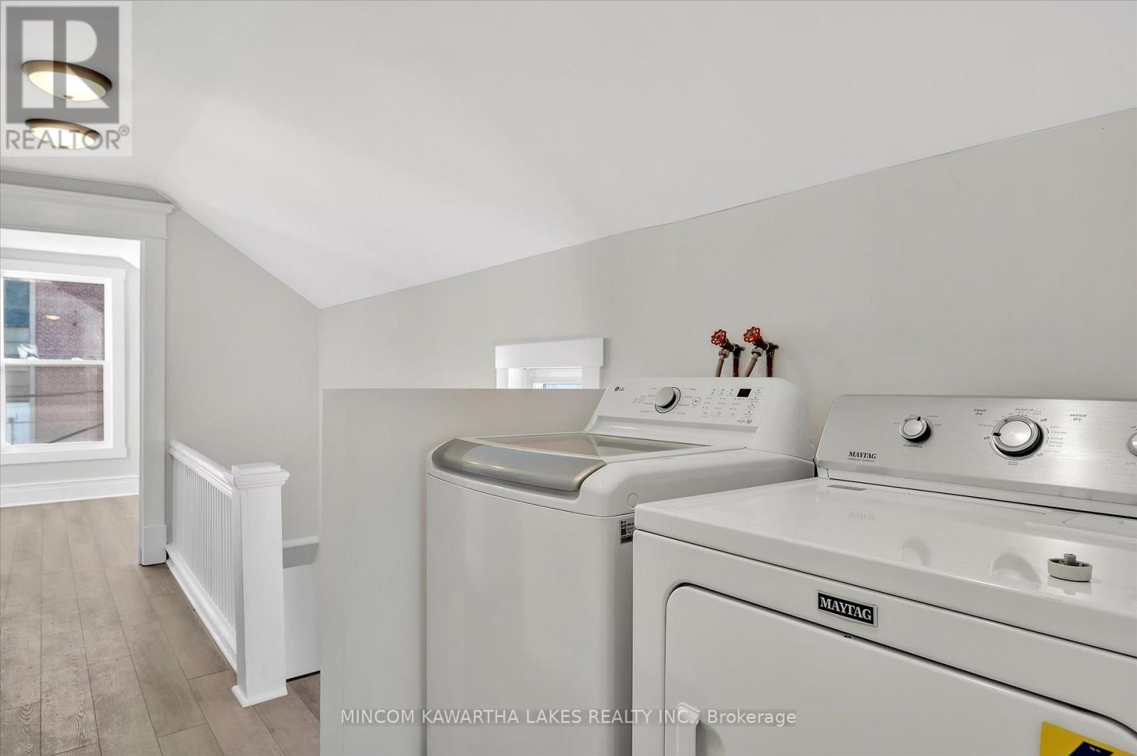 588 Wolfe Street, Peterborough (Town Ward 3), Ontario  K9J 2L8 - Photo 26 - X12558056