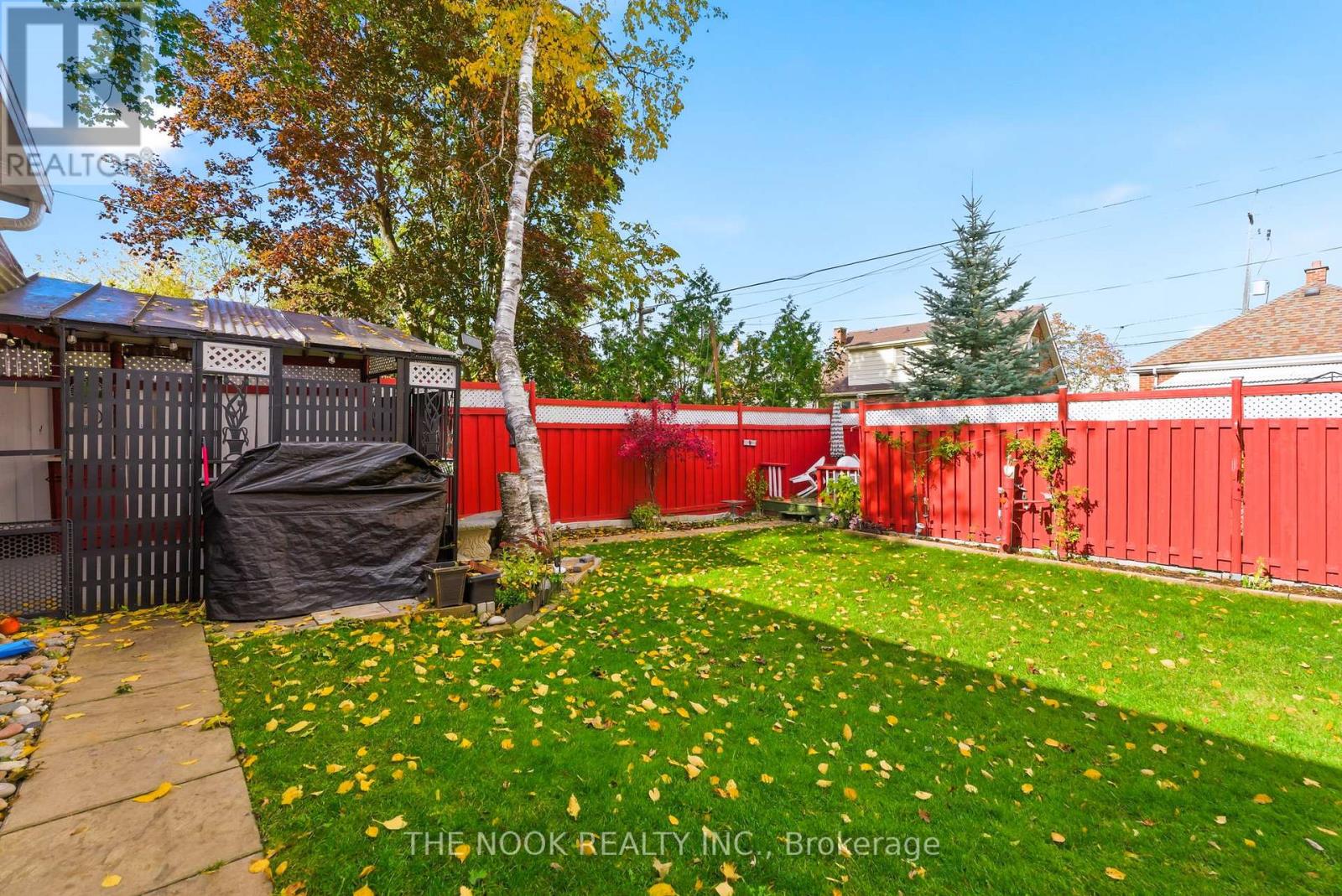 518 Rose Avenue, Peterborough (Otonabee Ward 1), Ontario  K9J 4E7 - Photo 35 - X12558082