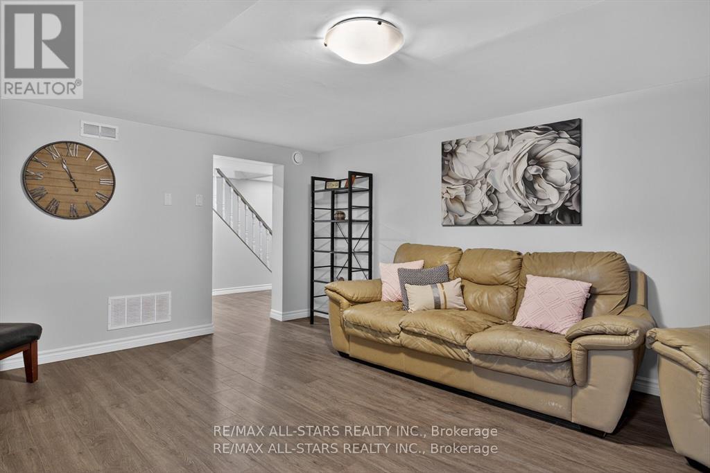 291 Angeline Street N, Kawartha Lakes (Lindsay), Ontario  K9V 4R1 - Photo 30 - X12558166