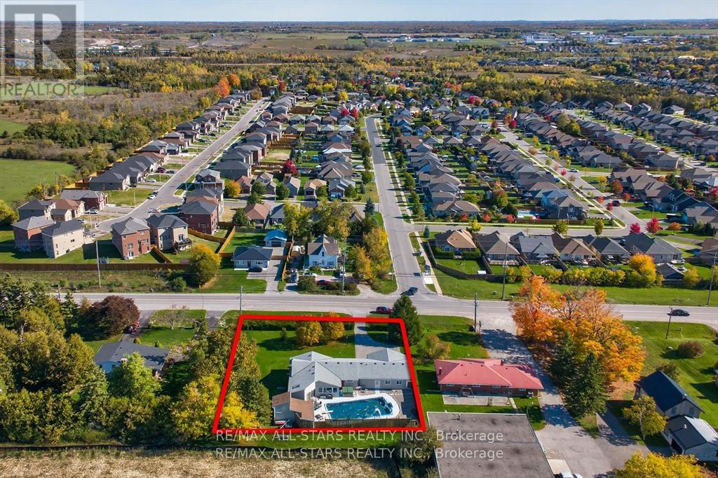 291 Angeline Street N, Kawartha Lakes (Lindsay), Ontario  K9V 4R1 - Photo 48 - X12558166