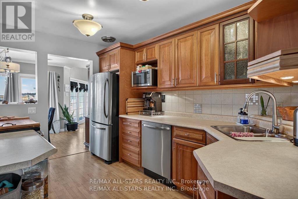 291 Angeline Street N, Kawartha Lakes (Lindsay), Ontario  K9V 4R1 - Photo 5 - X12558166