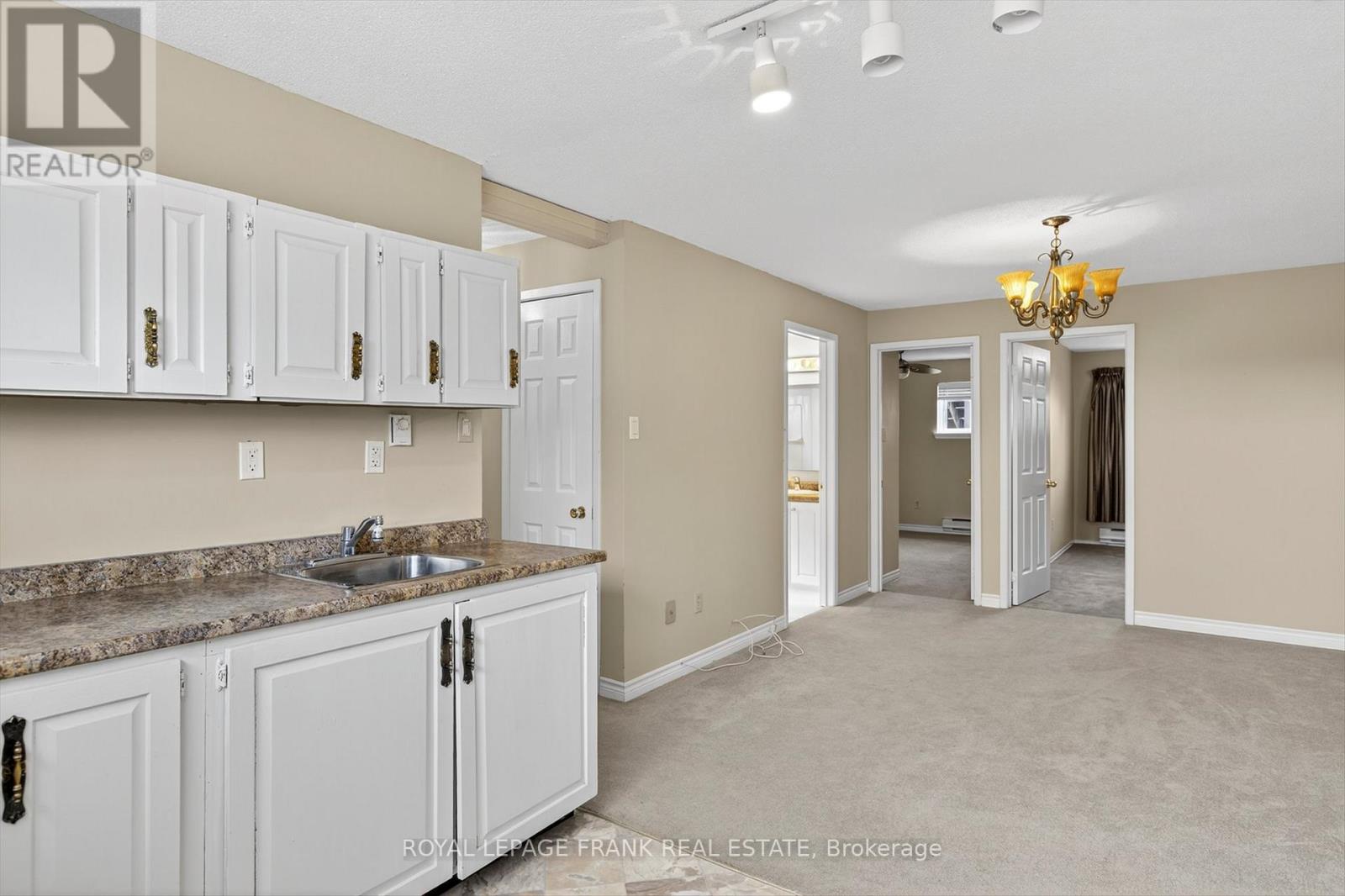 547 Crystal Drive, Peterborough (Ashburnham Ward 4), Ontario  K9J 8H7 - Photo 24 - X12558216