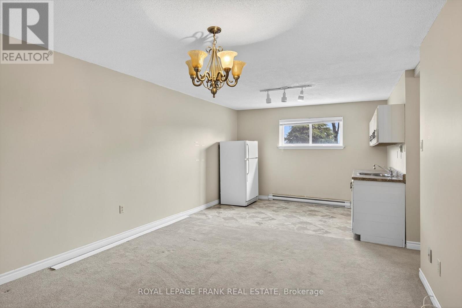 547 Crystal Drive, Peterborough (Ashburnham Ward 4), Ontario  K9J 8H7 - Photo 26 - X12558216