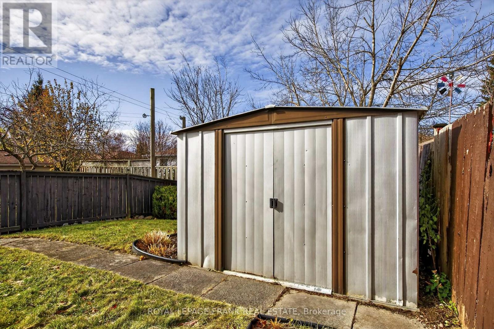 547 Crystal Drive, Peterborough (Ashburnham Ward 4), Ontario  K9J 8H7 - Photo 34 - X12558216