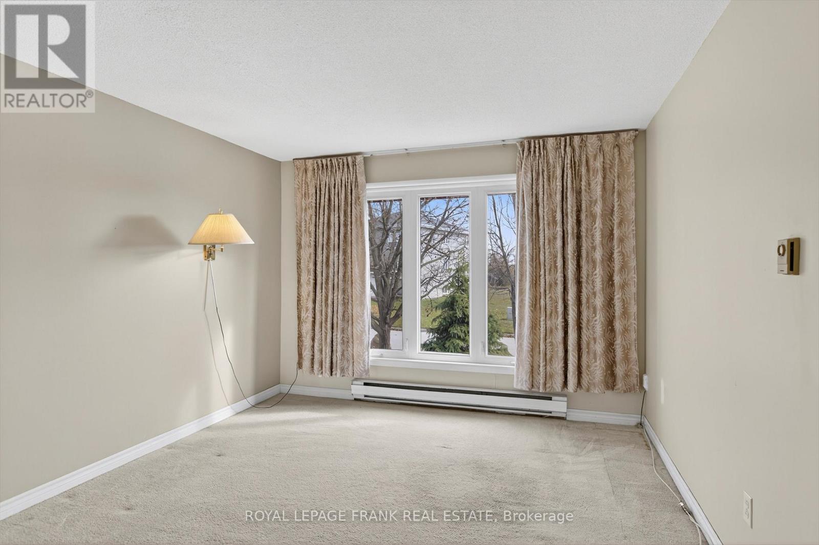 547 Crystal Drive, Peterborough (Ashburnham Ward 4), Ontario  K9J 8H7 - Photo 7 - X12558216