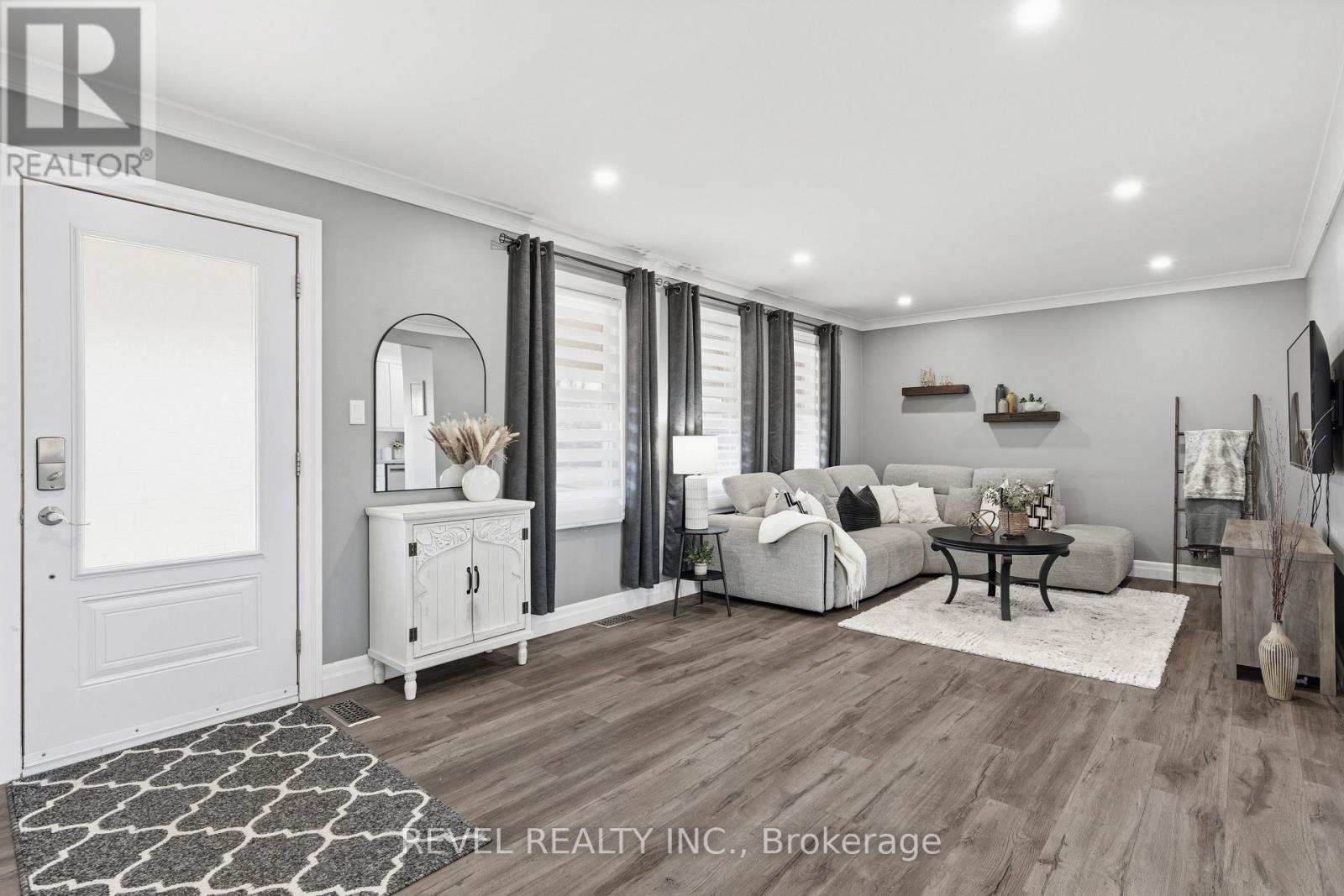 24 Weldon Court, Kawartha Lakes (Lindsay), Ontario  K9V 4P1 - Photo 10 - X12558566