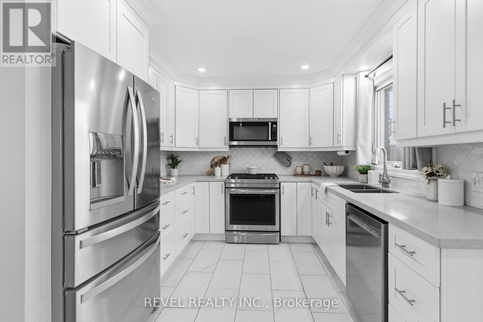 24 Weldon Court, Kawartha Lakes (Lindsay), Ontario  K9V 4P1 - Photo 19 - X12558566