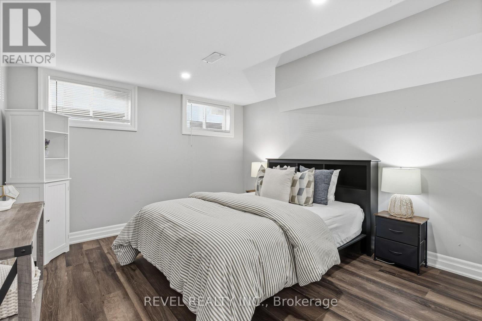 24 Weldon Court, Kawartha Lakes (Lindsay), Ontario  K9V 4P1 - Photo 35 - X12558566