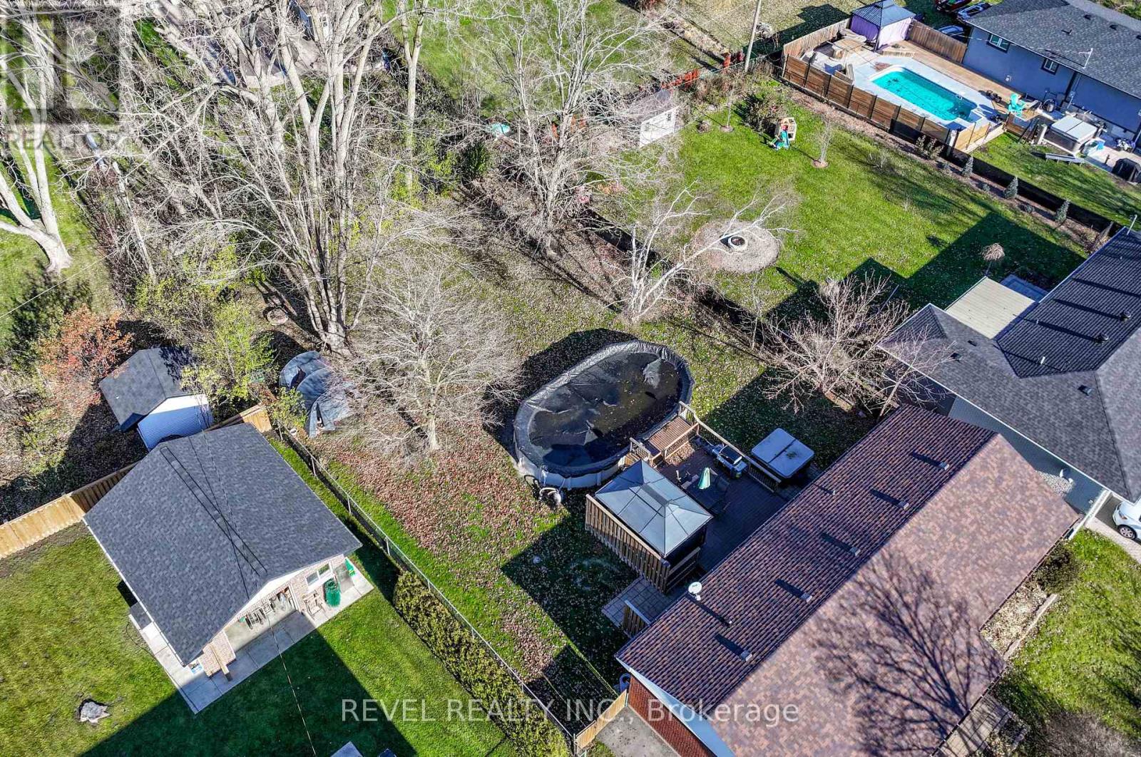 24 Weldon Court, Kawartha Lakes (Lindsay), Ontario  K9V 4P1 - Photo 45 - X12558566