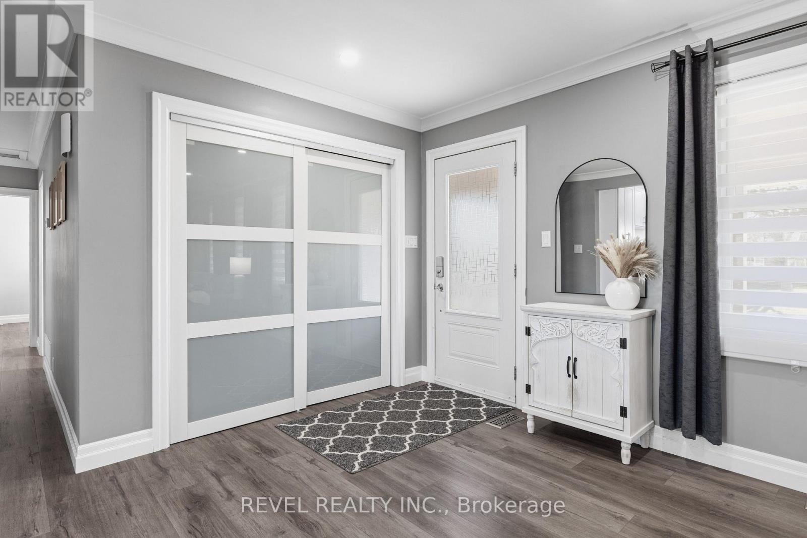 24 Weldon Court, Kawartha Lakes (Lindsay), Ontario  K9V 4P1 - Photo 8 - X12558566