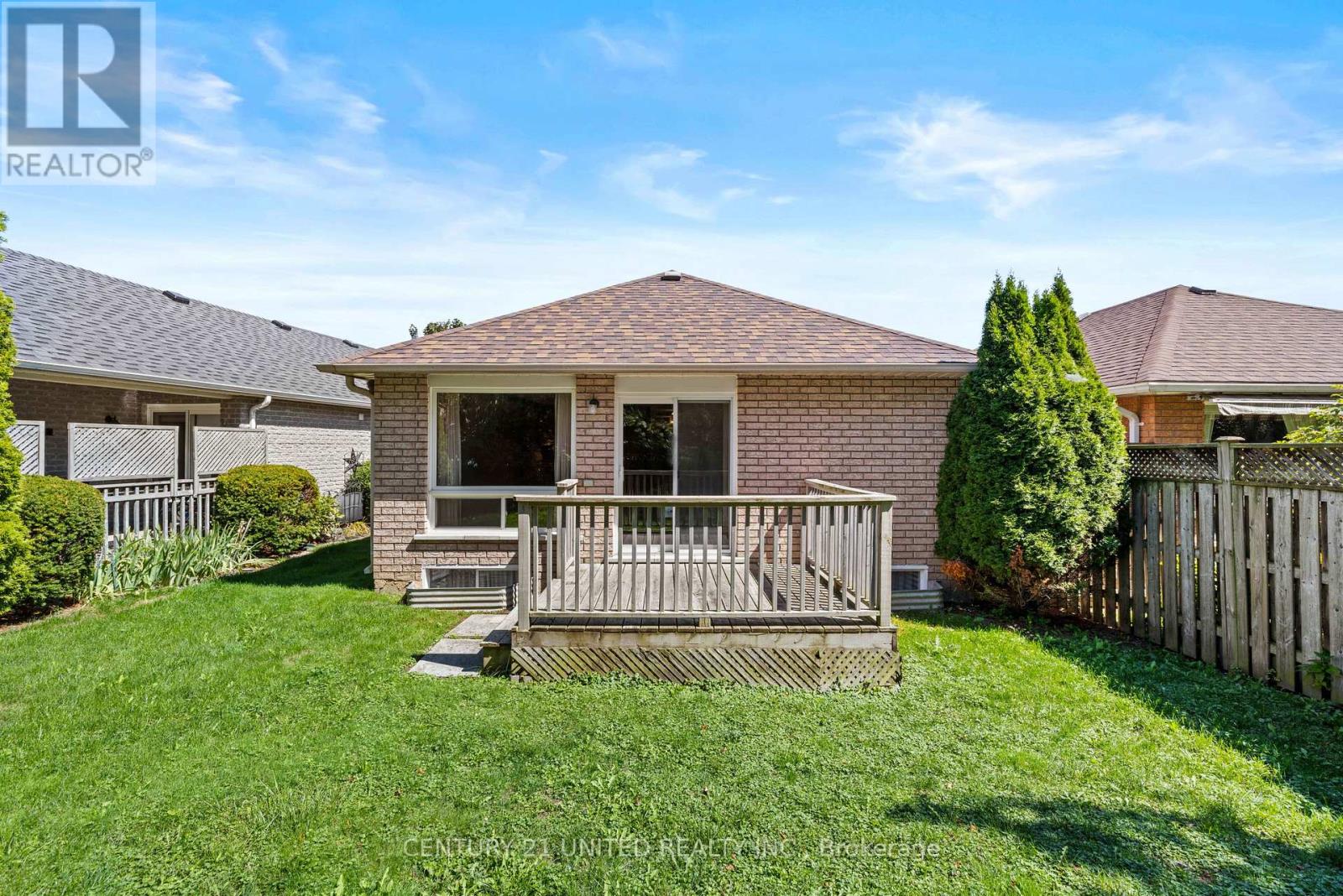 931 Ralphson Crescent, Peterborough (Otonabee Ward 1), Ontario  K9J 8R5 - Photo 5 - X12558644