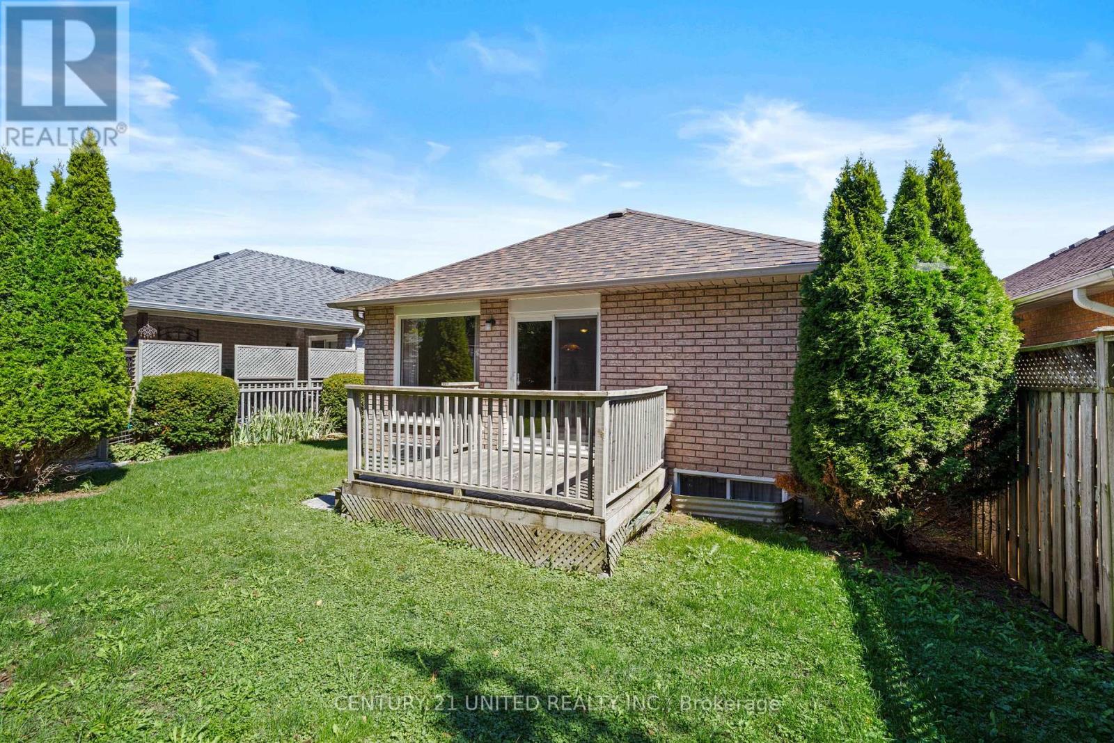 931 Ralphson Crescent, Peterborough (Otonabee Ward 1), Ontario  K9J 8R5 - Photo 6 - X12558644