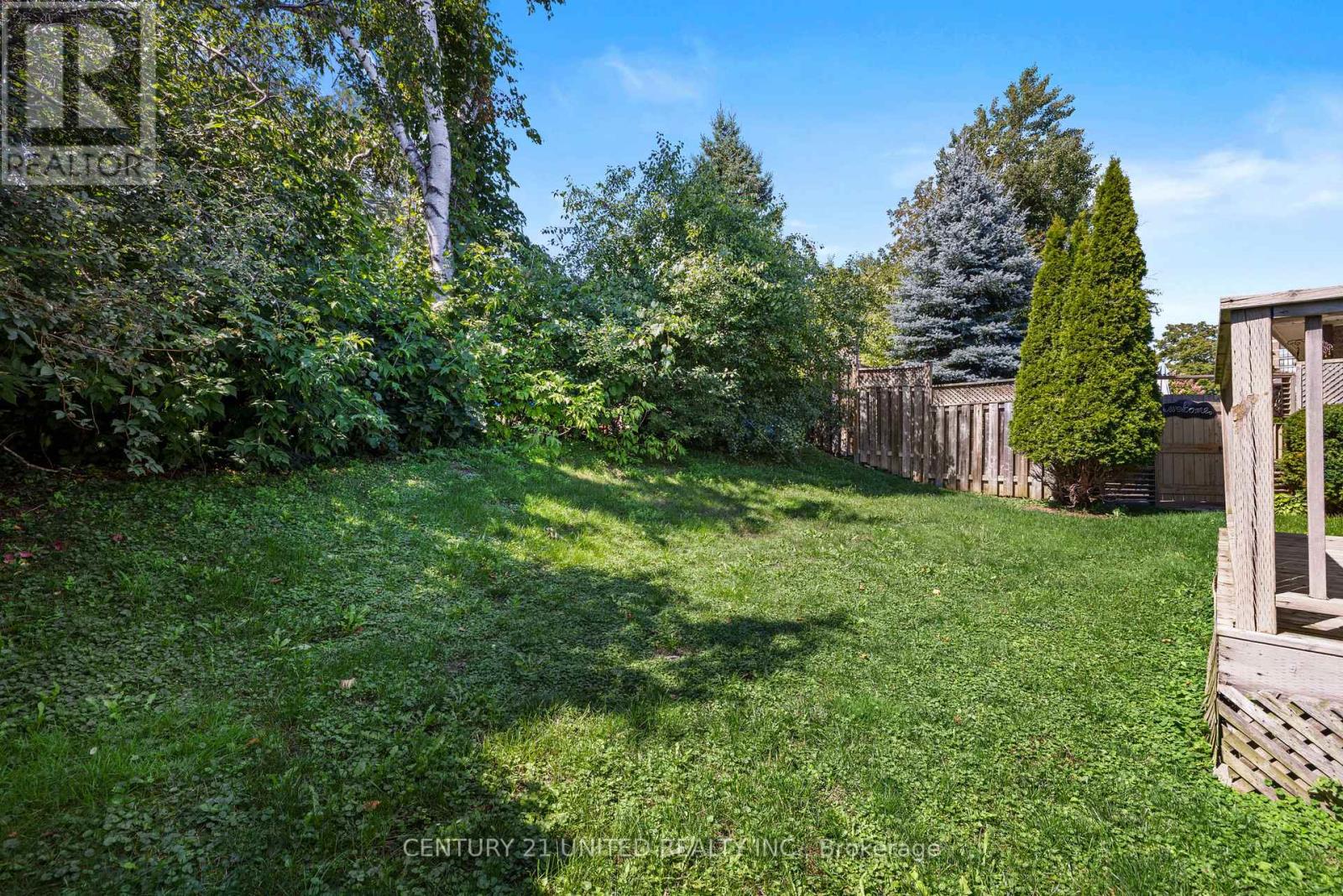 931 Ralphson Crescent, Peterborough (Otonabee Ward 1), Ontario  K9J 8R5 - Photo 7 - X12558644