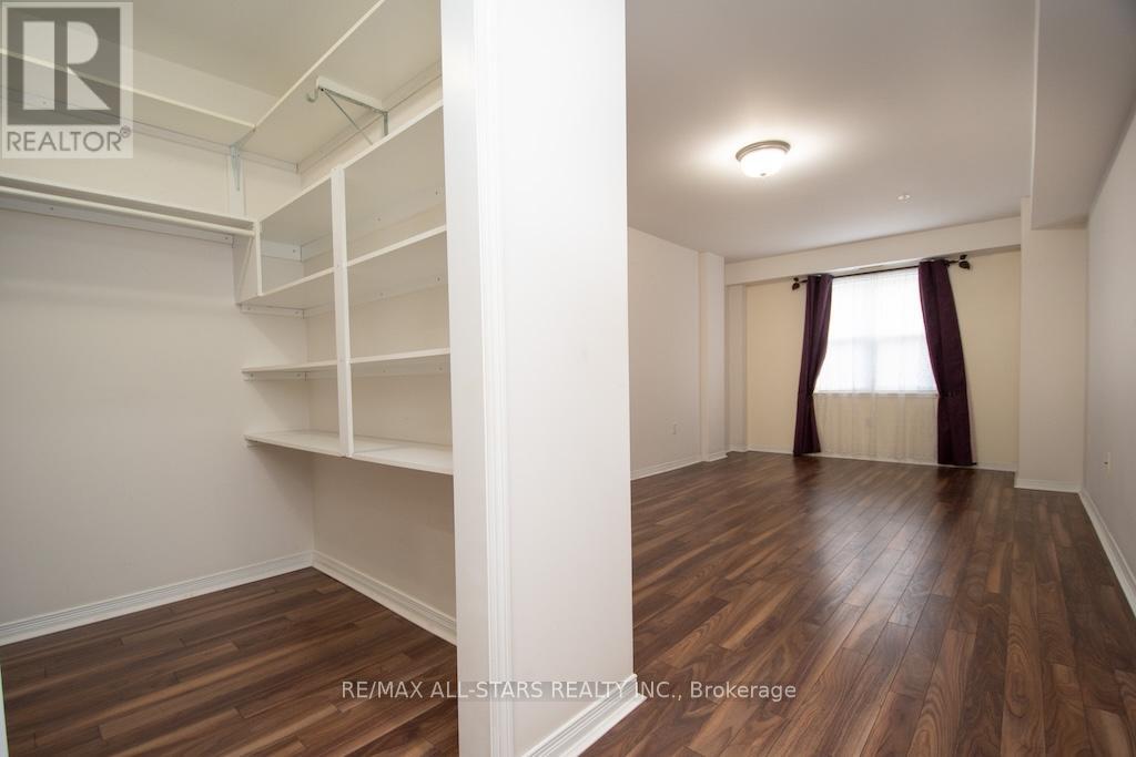 106 - 8 Huron Street, Kawartha Lakes (Lindsay), Ontario  K9V 6K3 - Photo 28 - X12558696