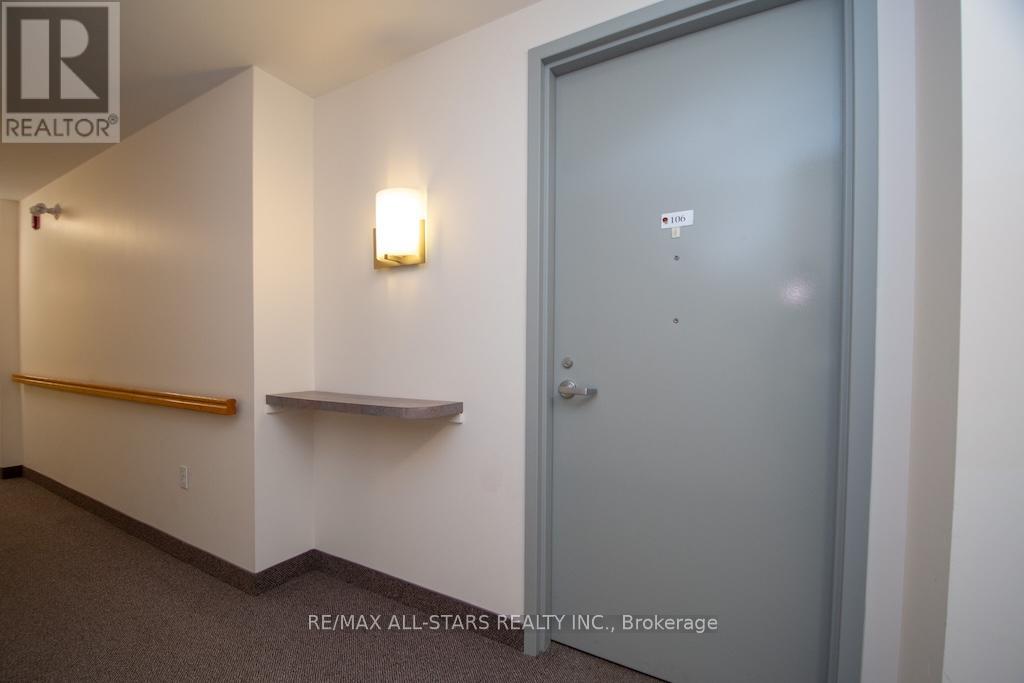 106 - 8 Huron Street, Kawartha Lakes (Lindsay), Ontario  K9V 6K3 - Photo 6 - X12558696
