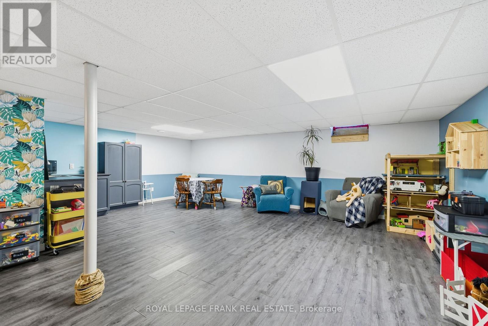 18 Deacon Crescent, Kawartha Lakes (Lindsay), Ontario  K9V 0L4 - Photo 26 - X12558984