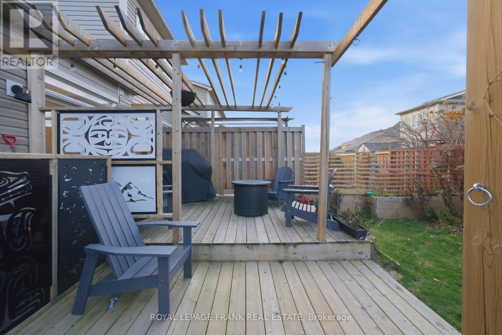 18 Deacon Crescent, Kawartha Lakes (Lindsay), Ontario  K9V 0L4 - Photo 42 - X12558984