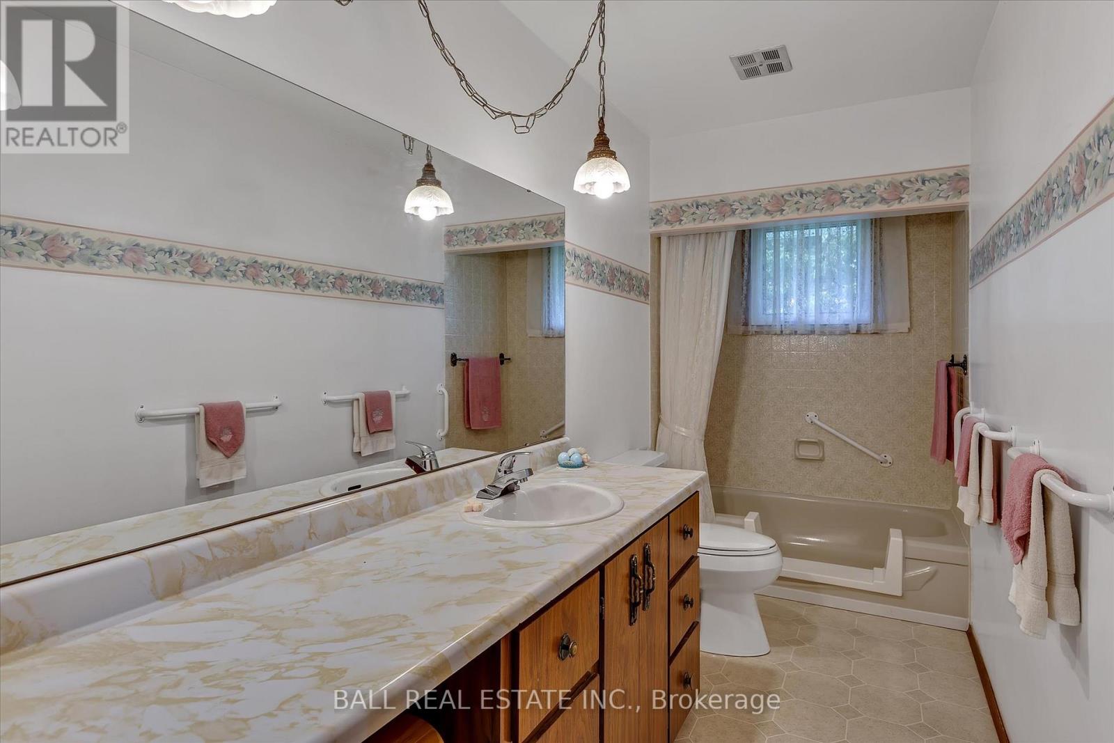 37 County Rd 40 N, Asphodel-Norwood (Norwood), Ontario  K0L 2V0 - Photo 11 - X12559494