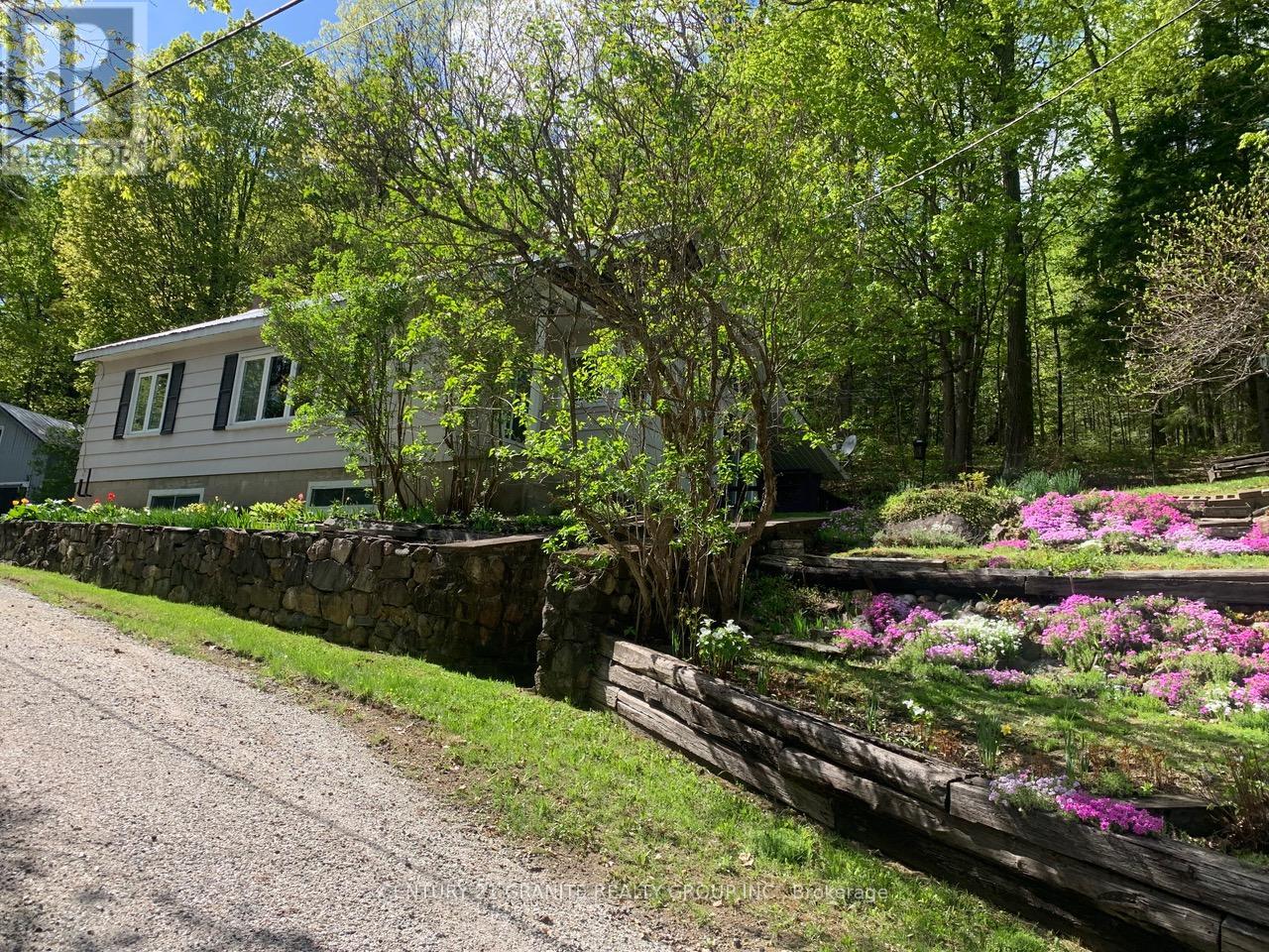 198 Gaebel Road, Bancroft (Bancroft Ward), Ontario  K0L 1C0 - Photo 8 - X12559612