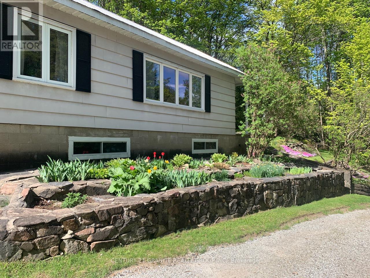 198 Gaebel Road, Bancroft (Bancroft Ward), Ontario  K0L 1C0 - Photo 9 - X12559612