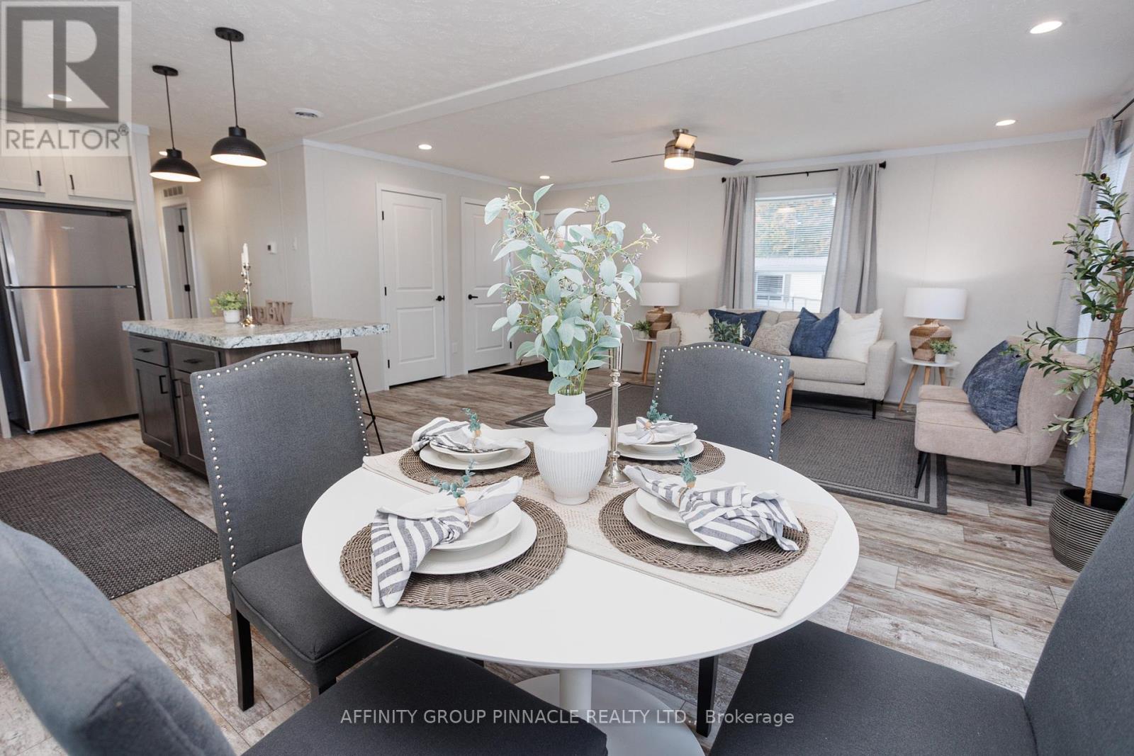 1 Vista Drive, Kawartha Lakes (Lindsay), Ontario  K9V 0H7 - Photo 18 - X12559798