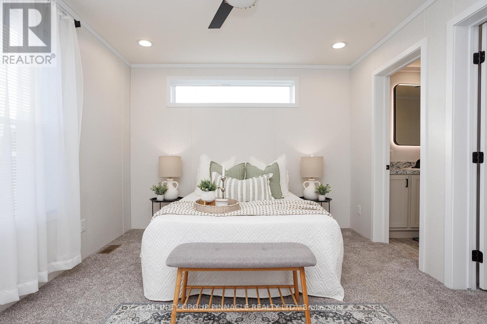 1 Vista Drive, Kawartha Lakes (Lindsay), Ontario  K9V 0H7 - Photo 36 - X12559798