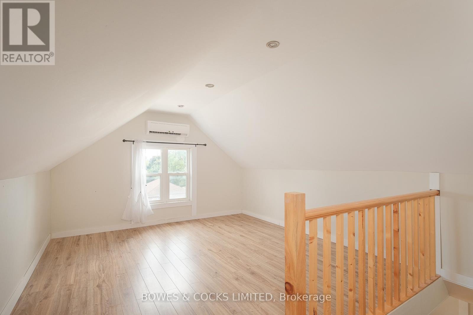 530 Chamberlain Street, Peterborough (Town Ward 3), Ontario  K9J 4L5 - Photo 18 - X12559840