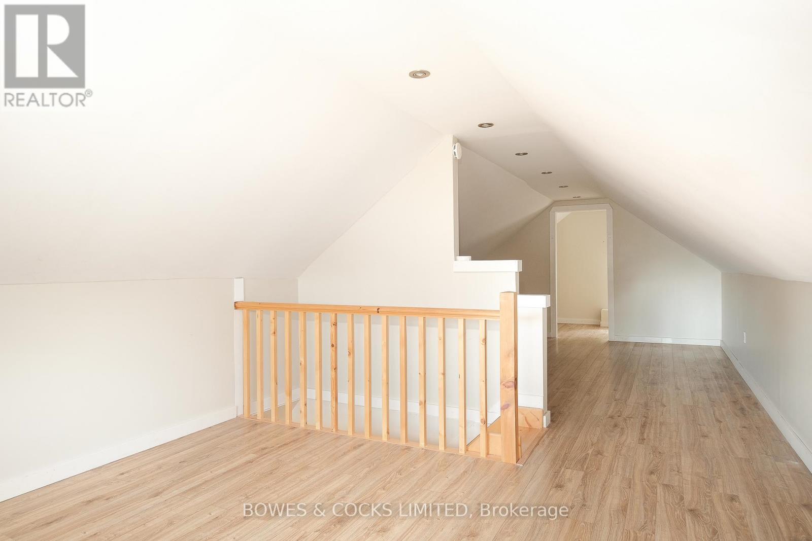 530 Chamberlain Street, Peterborough (Town Ward 3), Ontario  K9J 4L5 - Photo 19 - X12559840