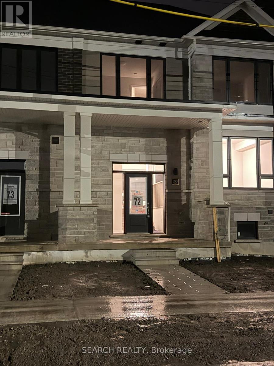 293 Lindsay Street N, Kawartha Lakes (Lindsay), Ontario  K9V 0T4 - Photo 1 - X12560030