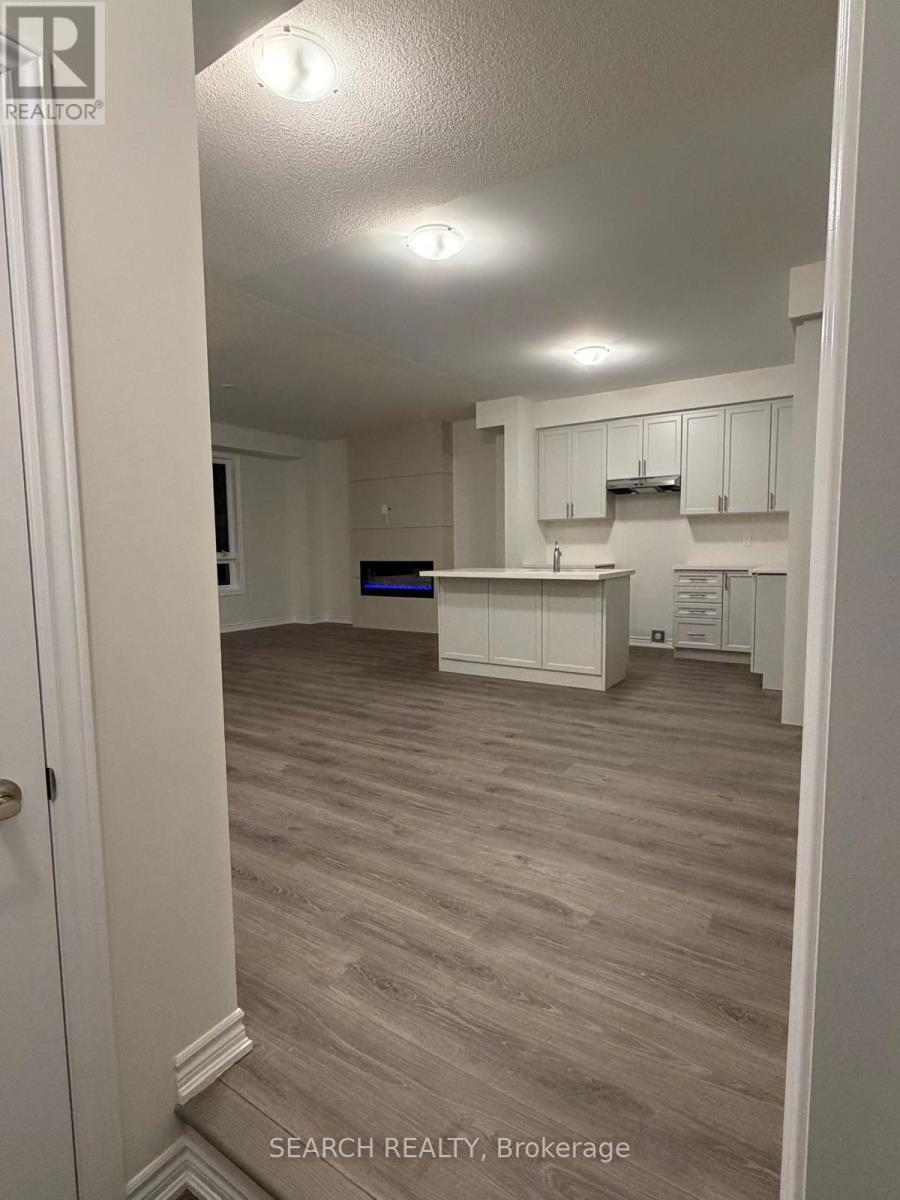 293 Lindsay Street N, Kawartha Lakes (Lindsay), Ontario  K9V 0T4 - Photo 6 - X12560030