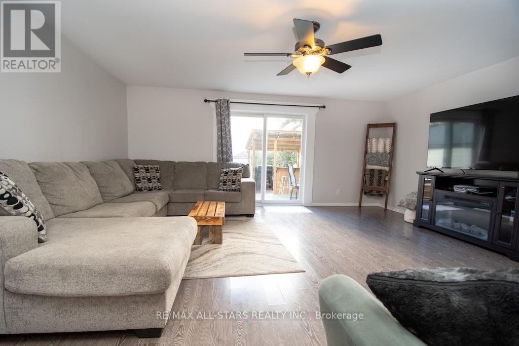 88 Golden Mile Road, Kawartha Lakes (Ops), Ontario  K9V 4R5 - Photo 15 - X12560300