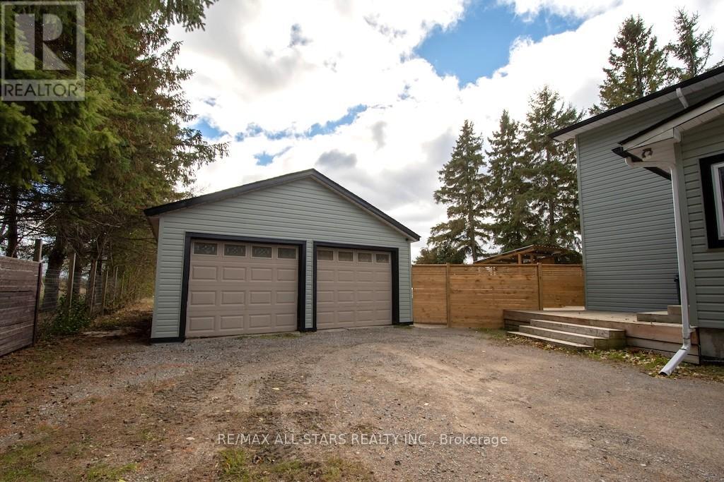 88 Golden Mile Road, Kawartha Lakes (Ops), Ontario  K9V 4R5 - Photo 32 - X12560300