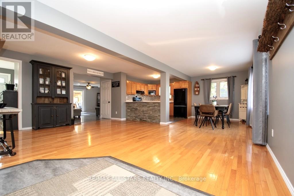 88 Golden Mile Road, Kawartha Lakes (Ops), Ontario  K9V 4R5 - Photo 4 - X12560300
