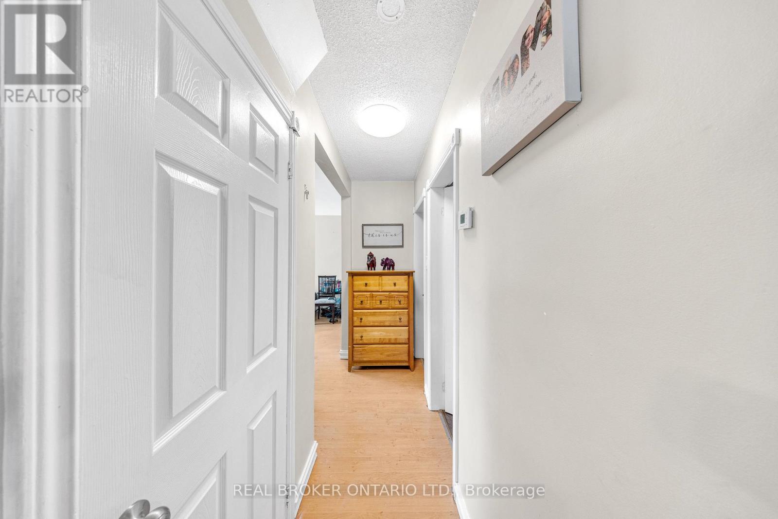 710 Cameron Street, Peterborough Central (North), Ontario  K9J 3Z8 - Photo 16 - X12561298