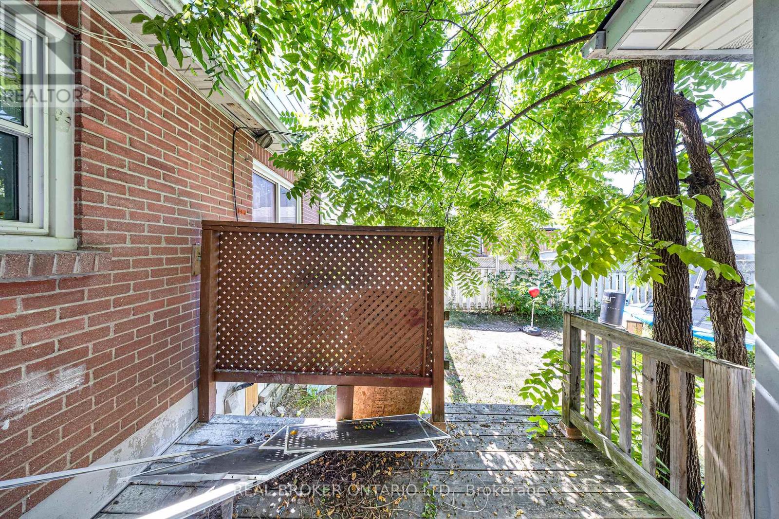 710 Cameron Street, Peterborough Central (North), Ontario  K9J 3Z8 - Photo 34 - X12561298