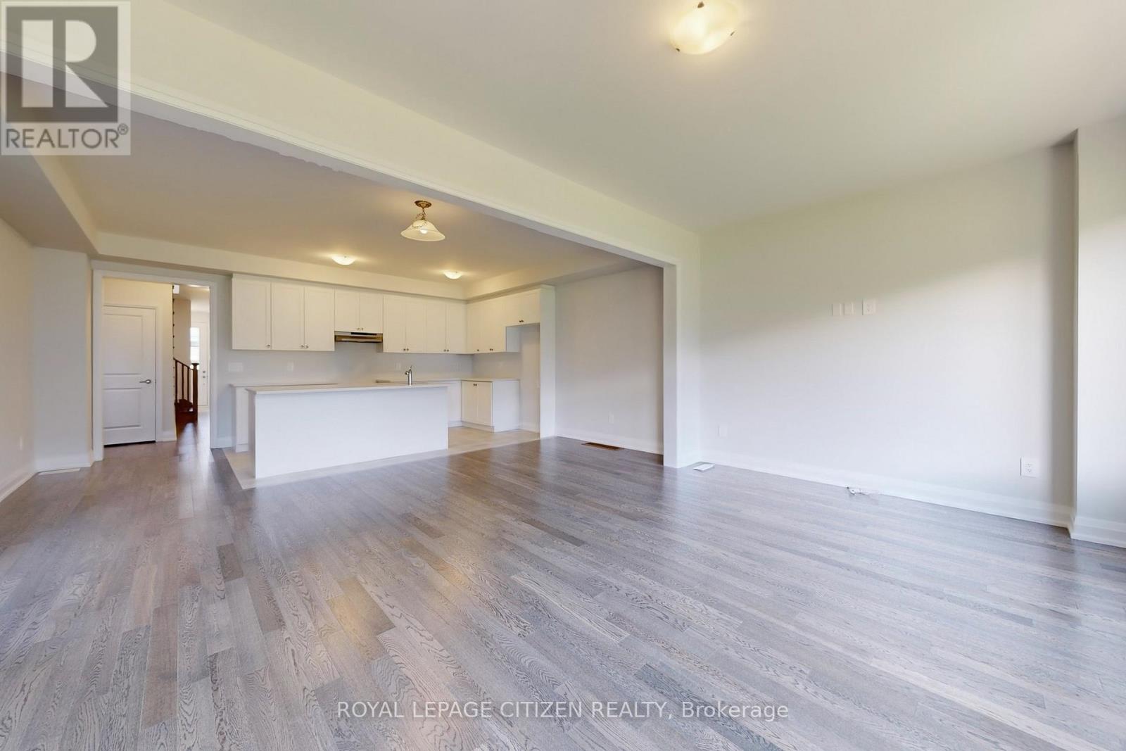 36 Corley Street, Kawartha Lakes (Lindsay), Ontario  K9V 6K2 - Photo 10 - X12561776