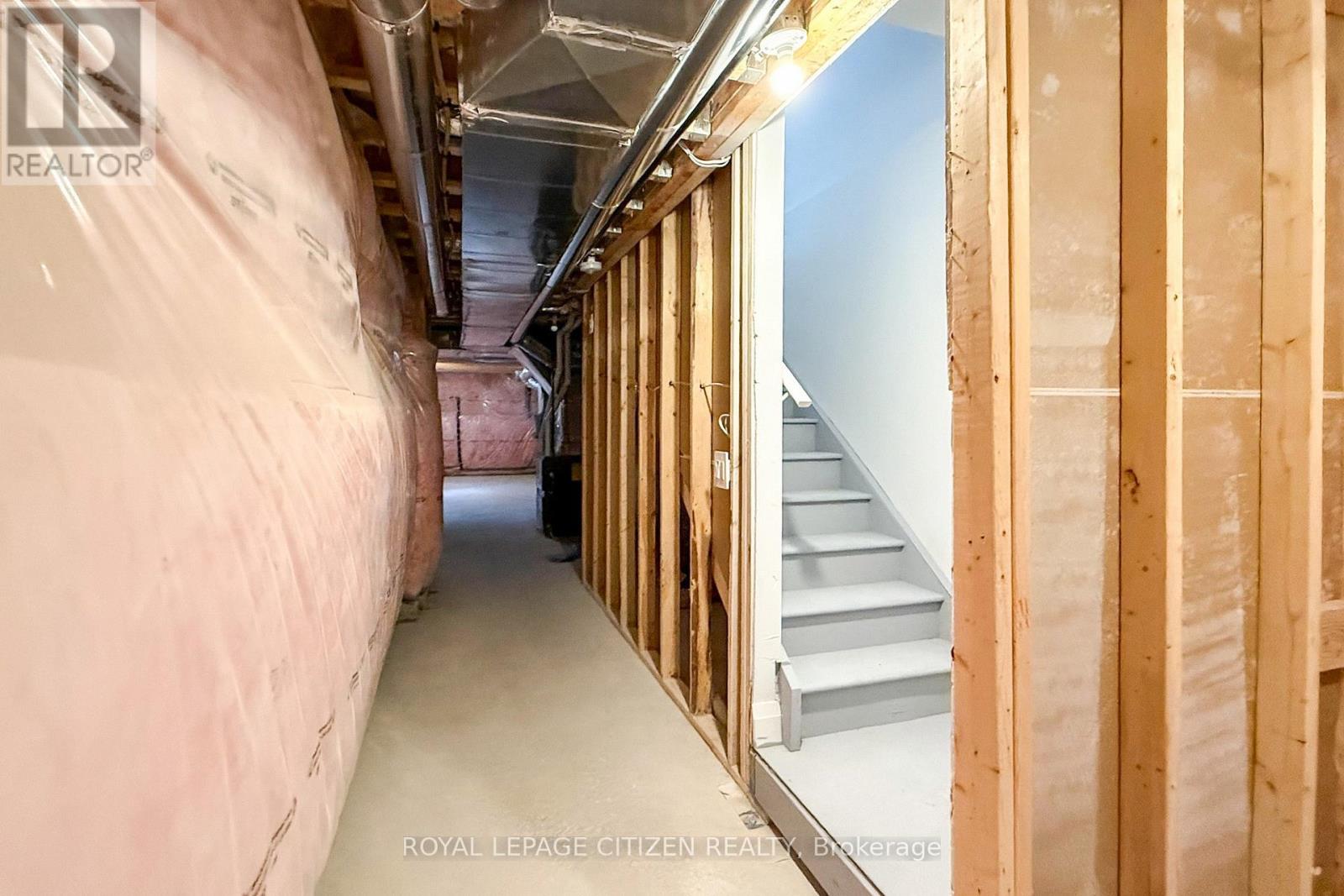 36 Corley Street, Kawartha Lakes (Lindsay), Ontario  K9V 6K2 - Photo 41 - X12561776