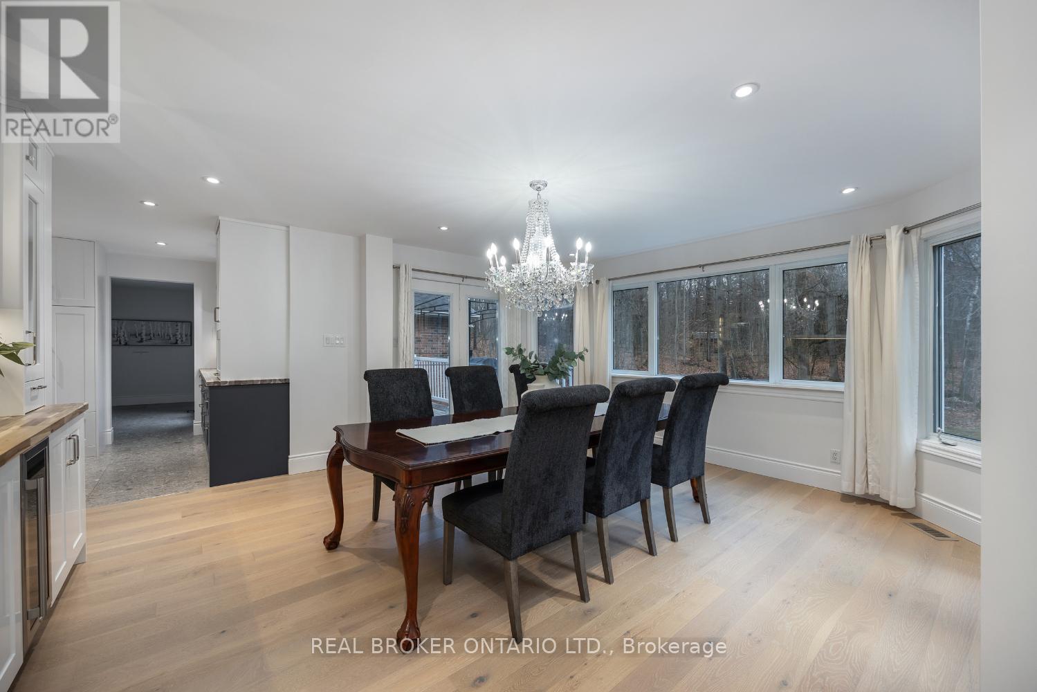 398 Sandy Hook Road, Kawartha Lakes (Manvers), Ontario  L0A 1K0 - Photo 18 - X12563490