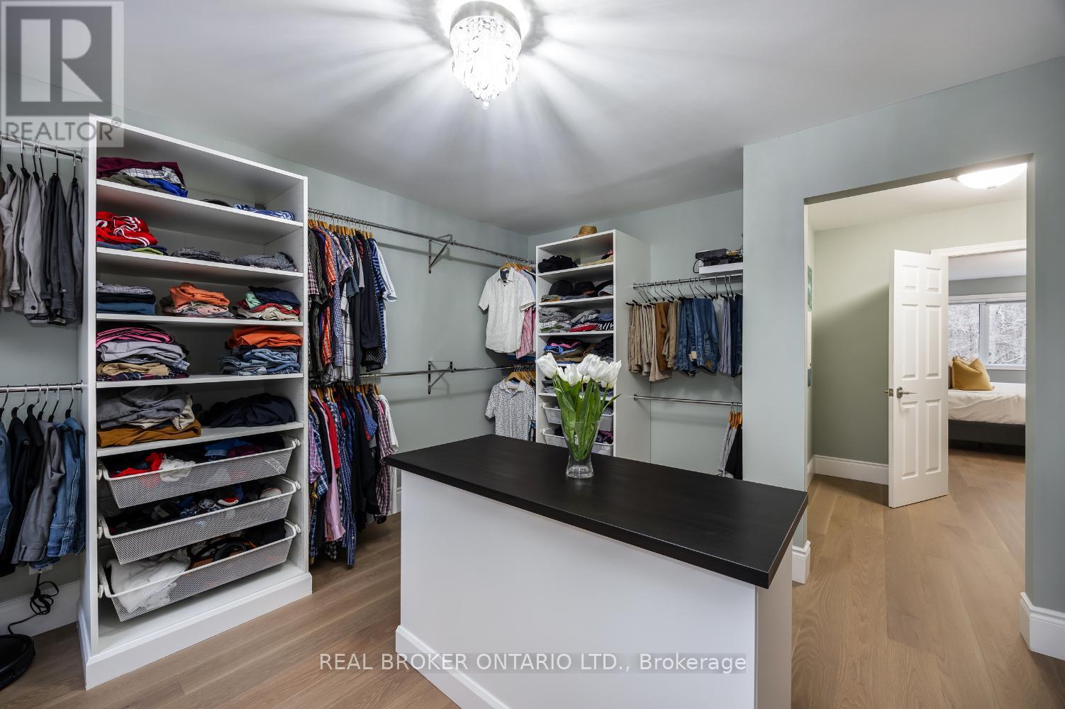 398 Sandy Hook Road, Kawartha Lakes (Manvers), Ontario  L0A 1K0 - Photo 28 - X12563490