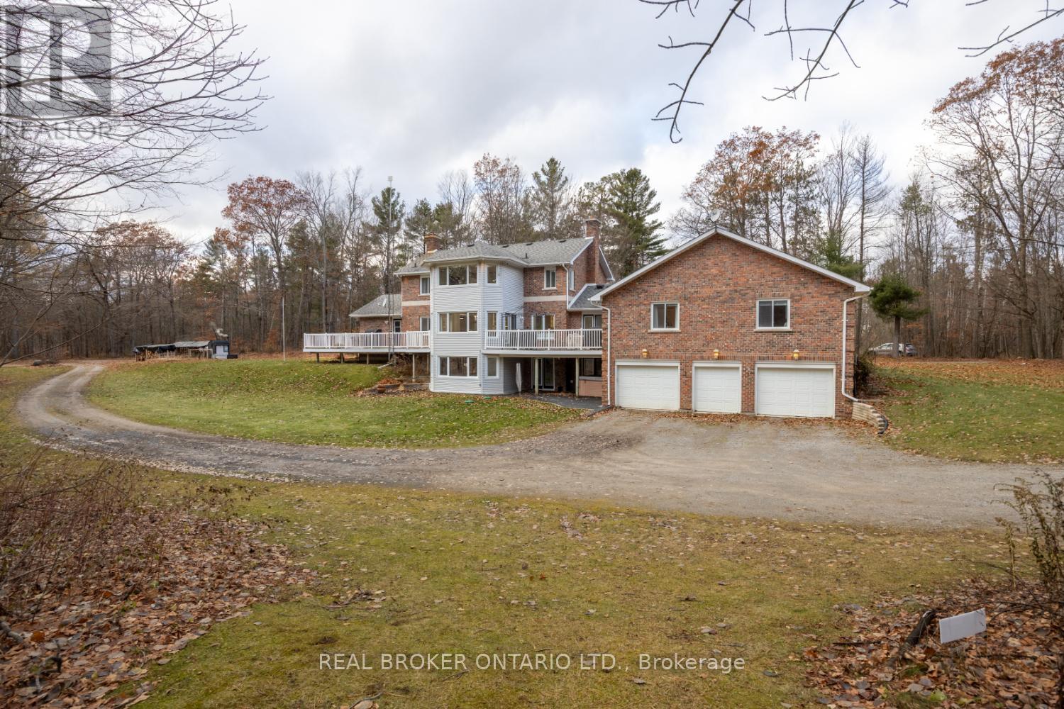 398 Sandy Hook Road, Kawartha Lakes (Manvers), Ontario  L0A 1K0 - Photo 41 - X12563490