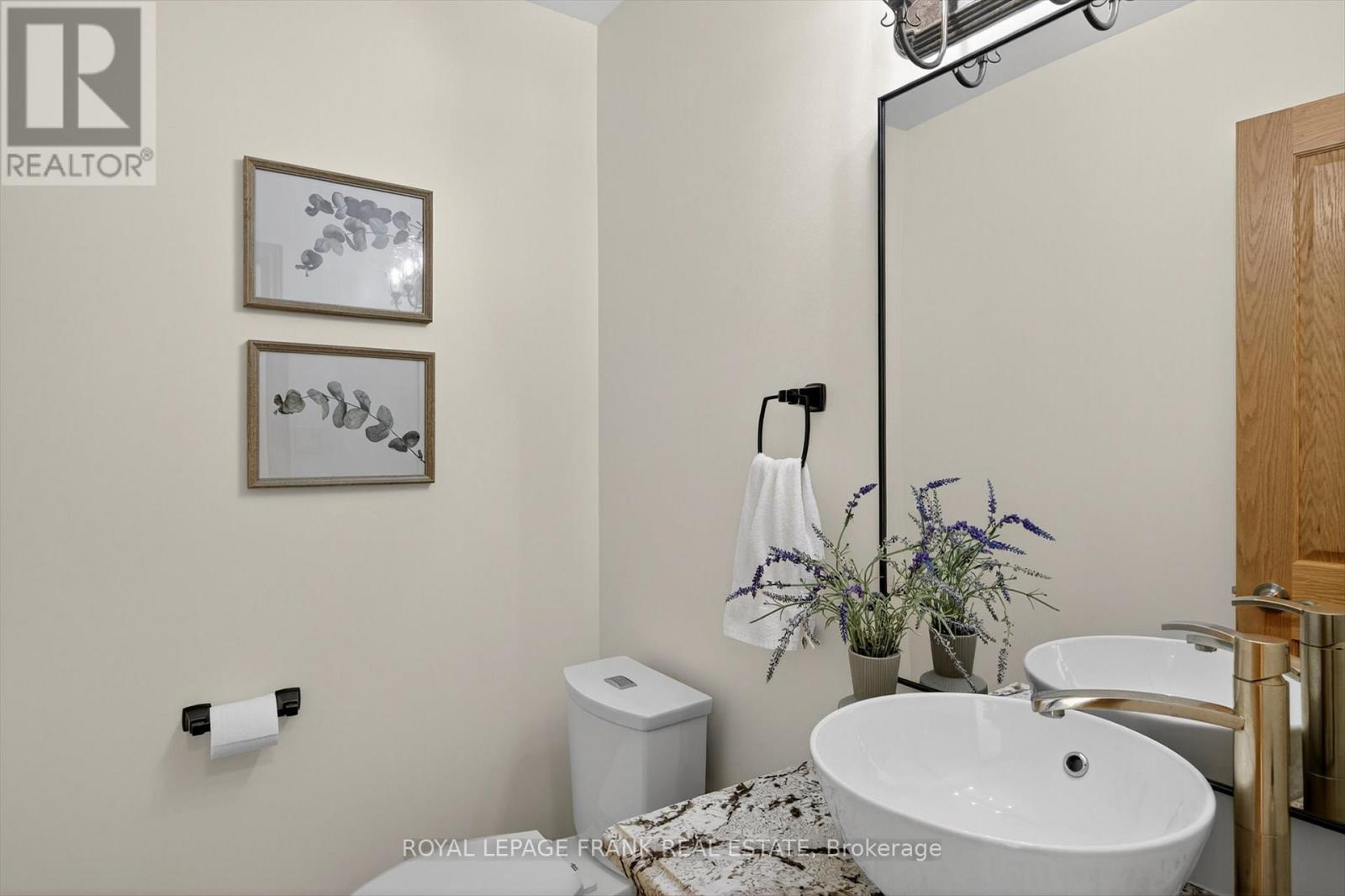 38 Clearview Court, Peterborough (Monaghan Ward 2), Ontario  K9K 2A3 - Photo 19 - X12563512