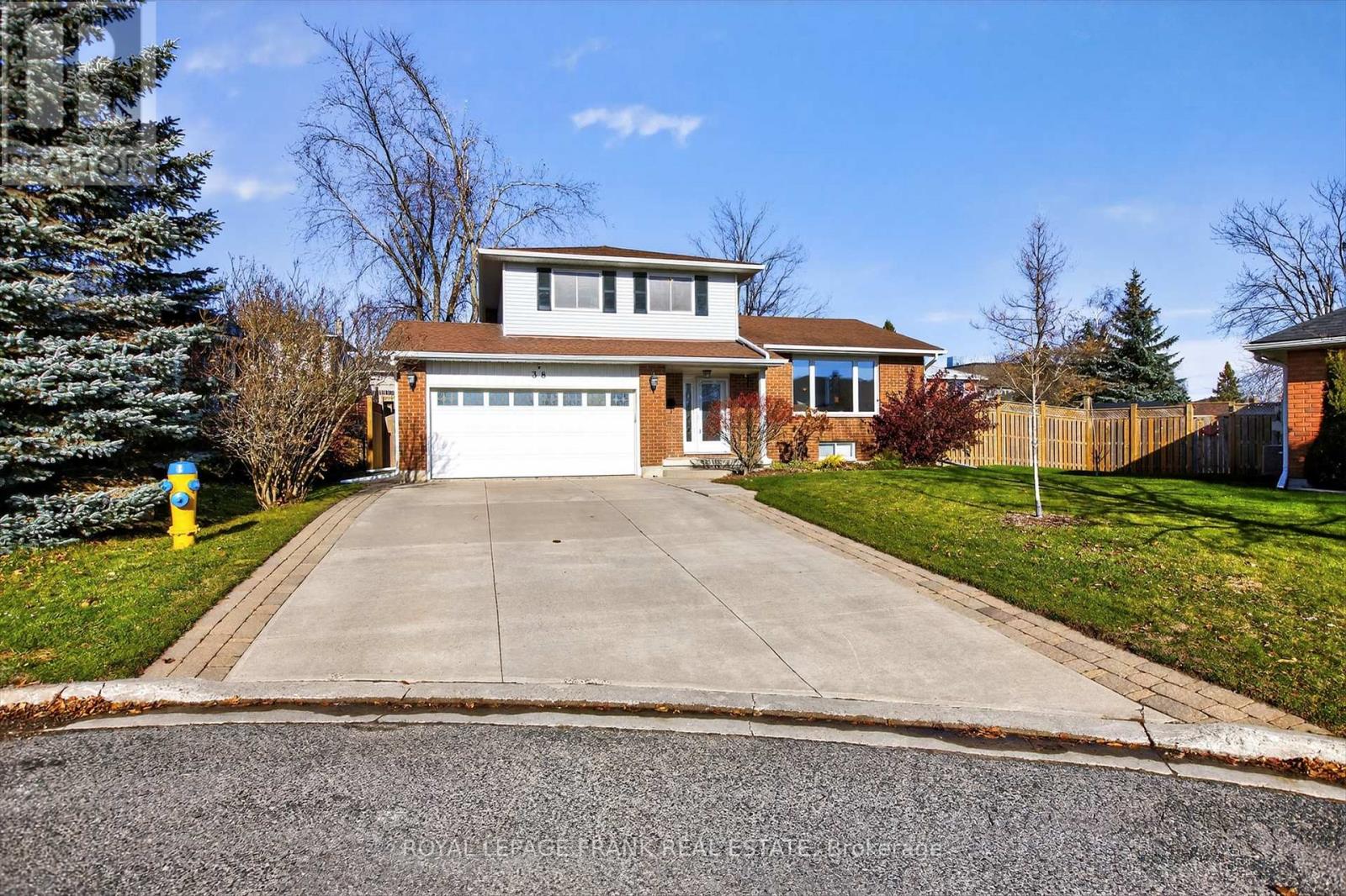 38 Clearview Court, Peterborough (Monaghan Ward 2), Ontario  K9K 2A3 - Photo 2 - X12563512