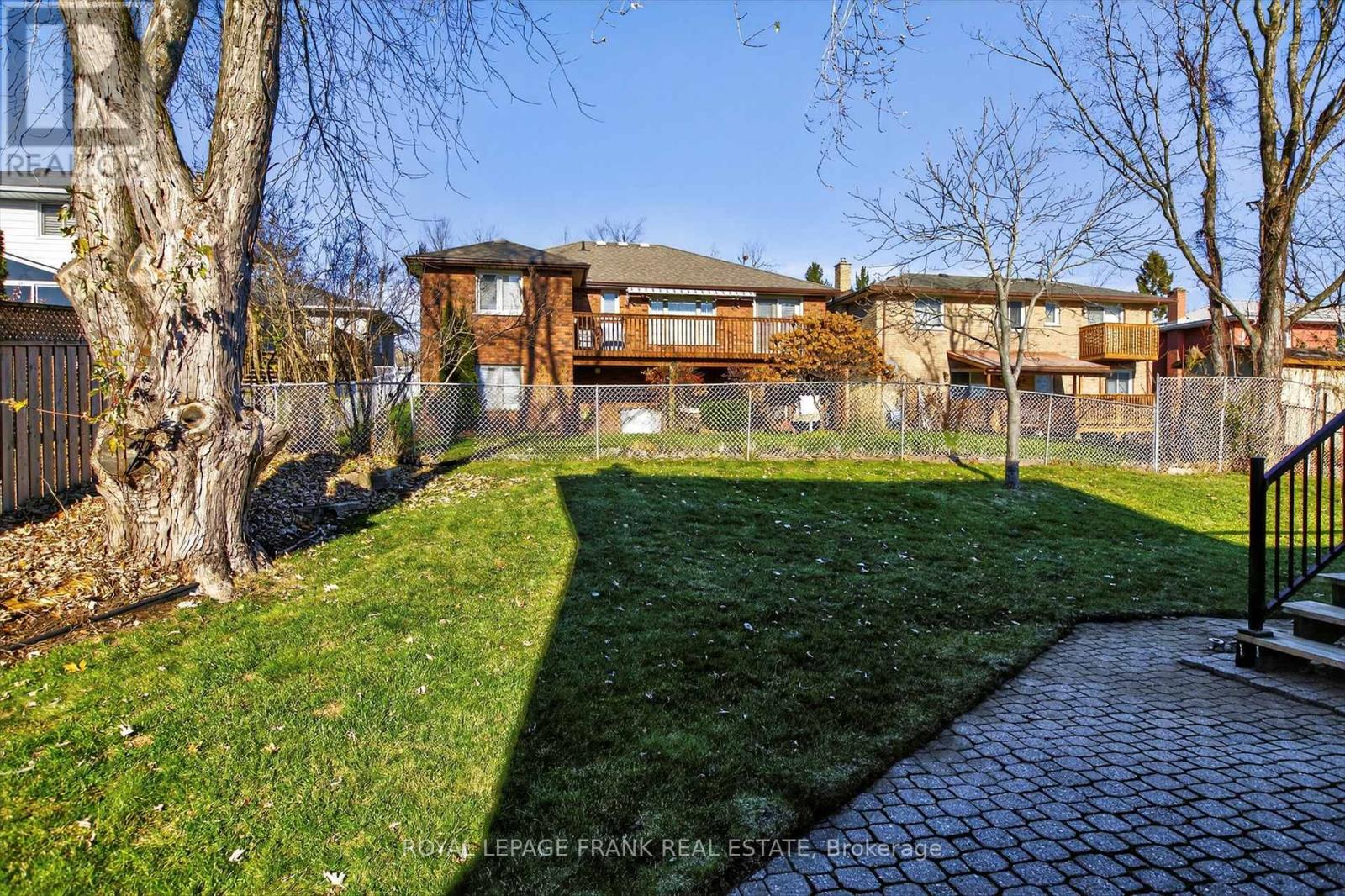 38 Clearview Court, Peterborough (Monaghan Ward 2), Ontario  K9K 2A3 - Photo 40 - X12563512