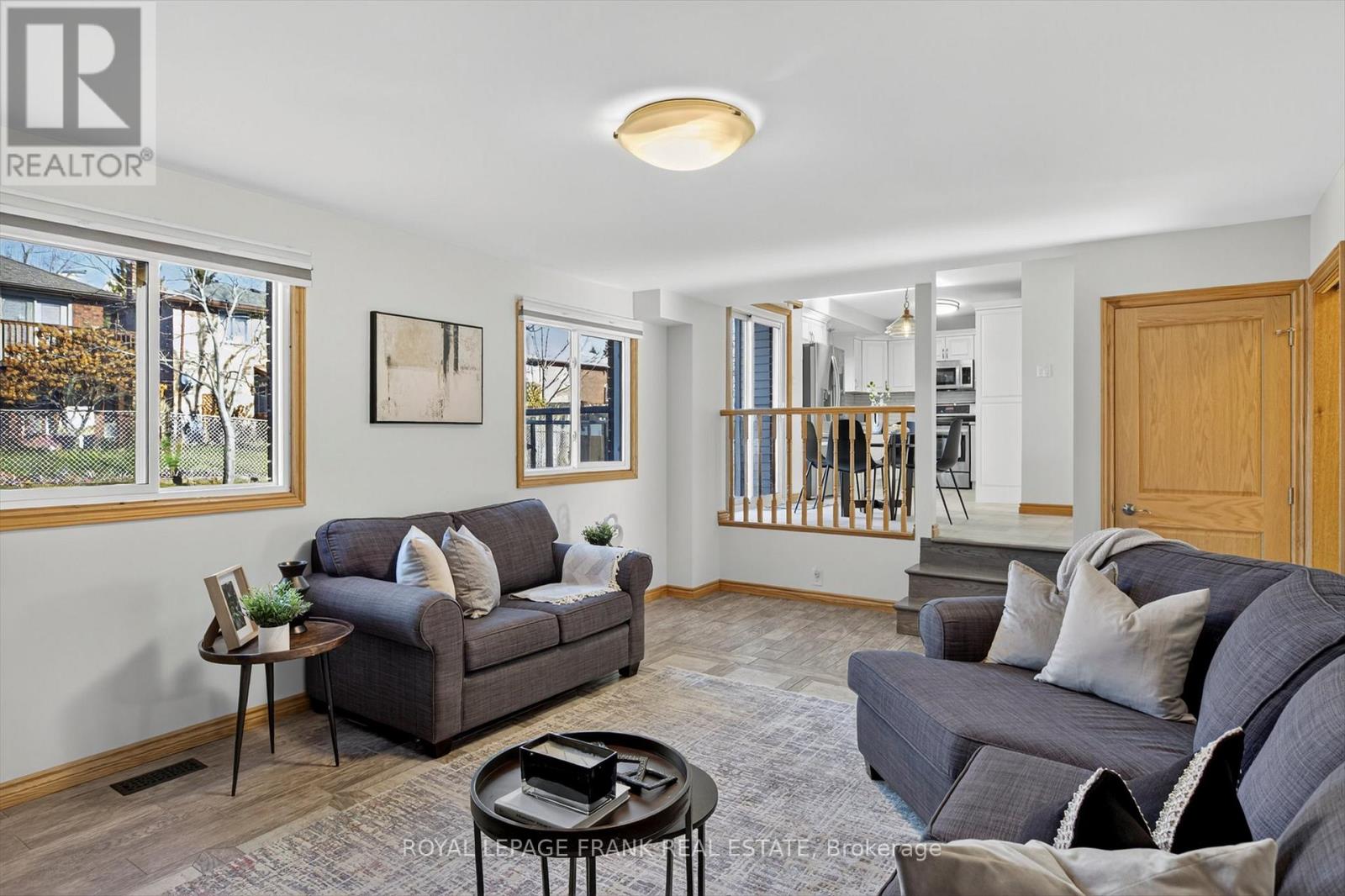 38 Clearview Court, Peterborough (Monaghan Ward 2), Ontario  K9K 2A3 - Photo 6 - X12563512