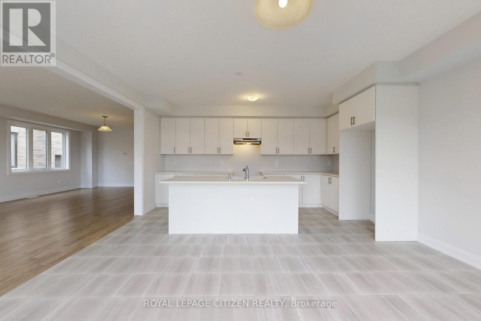 200 St. Joseph Road, Kawartha Lakes (Lindsay), Ontario  K9V 6A9 - Photo 15 - X12564012