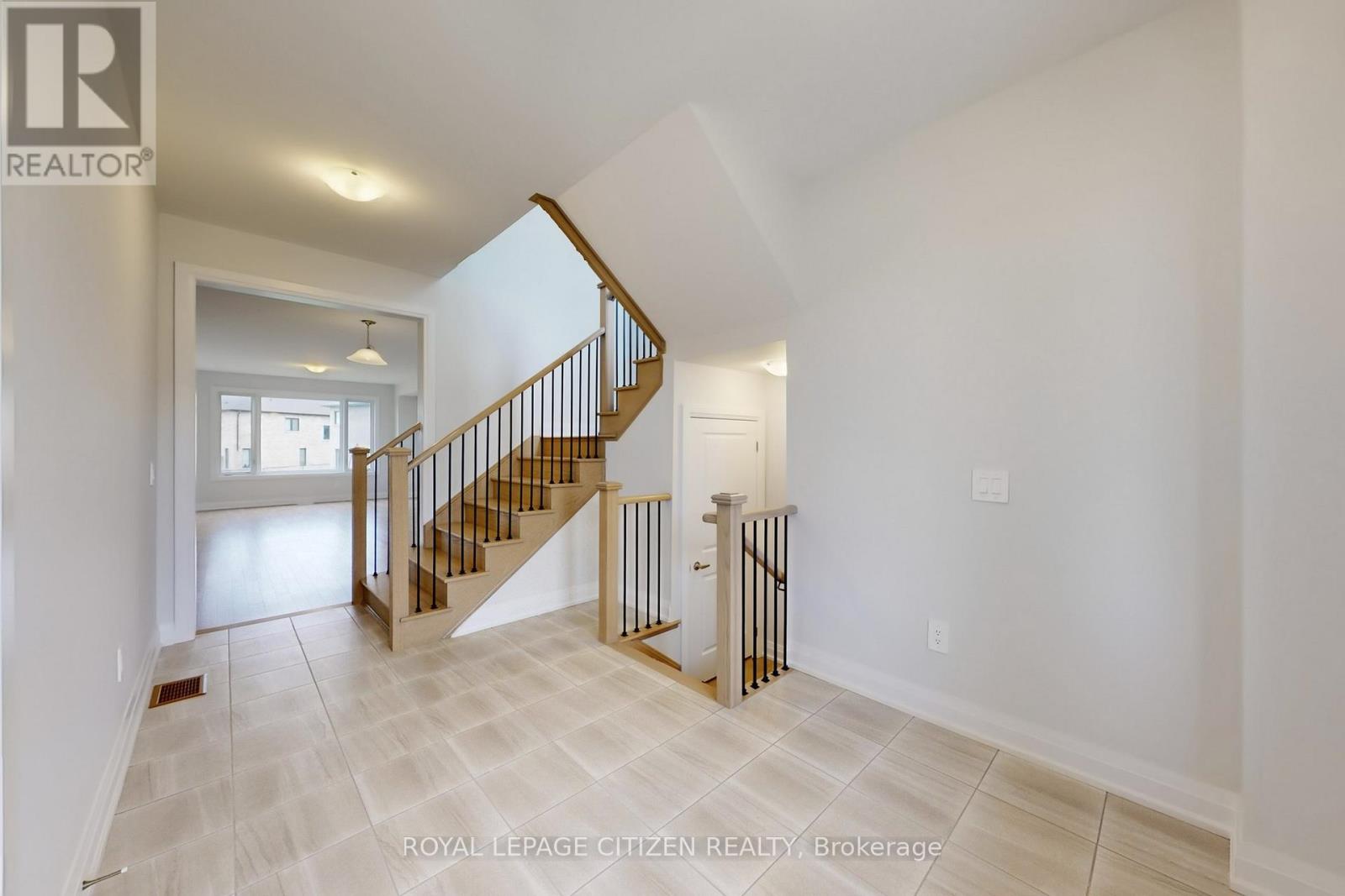 200 St. Joseph Road, Kawartha Lakes (Lindsay), Ontario  K9V 6A9 - Photo 21 - X12564012