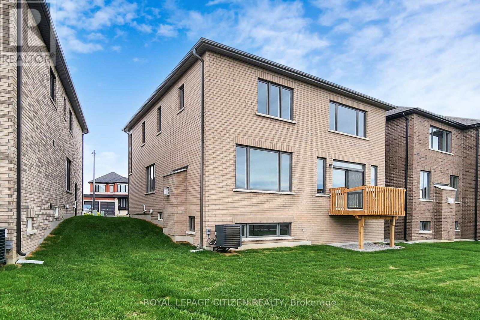 200 St. Joseph Road, Kawartha Lakes (Lindsay), Ontario  K9V 6A9 - Photo 49 - X12564012