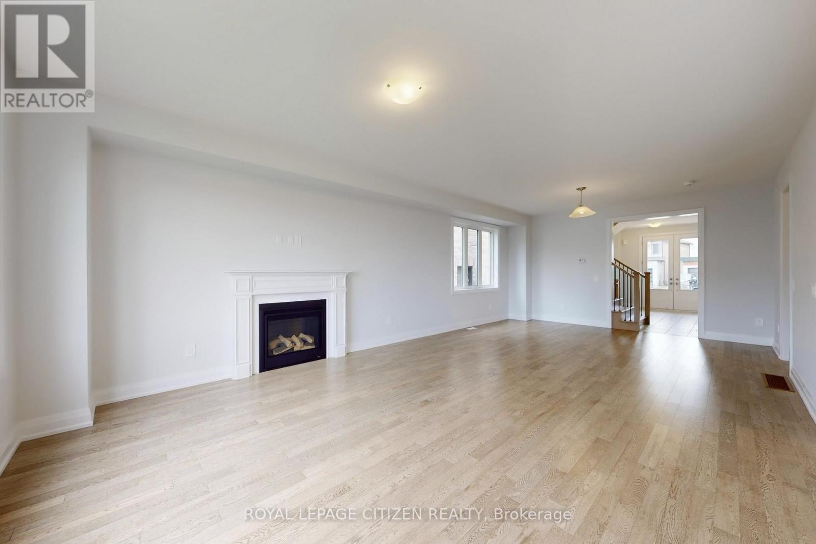 200 St. Joseph Road, Kawartha Lakes (Lindsay), Ontario  K9V 6A9 - Photo 9 - X12564012