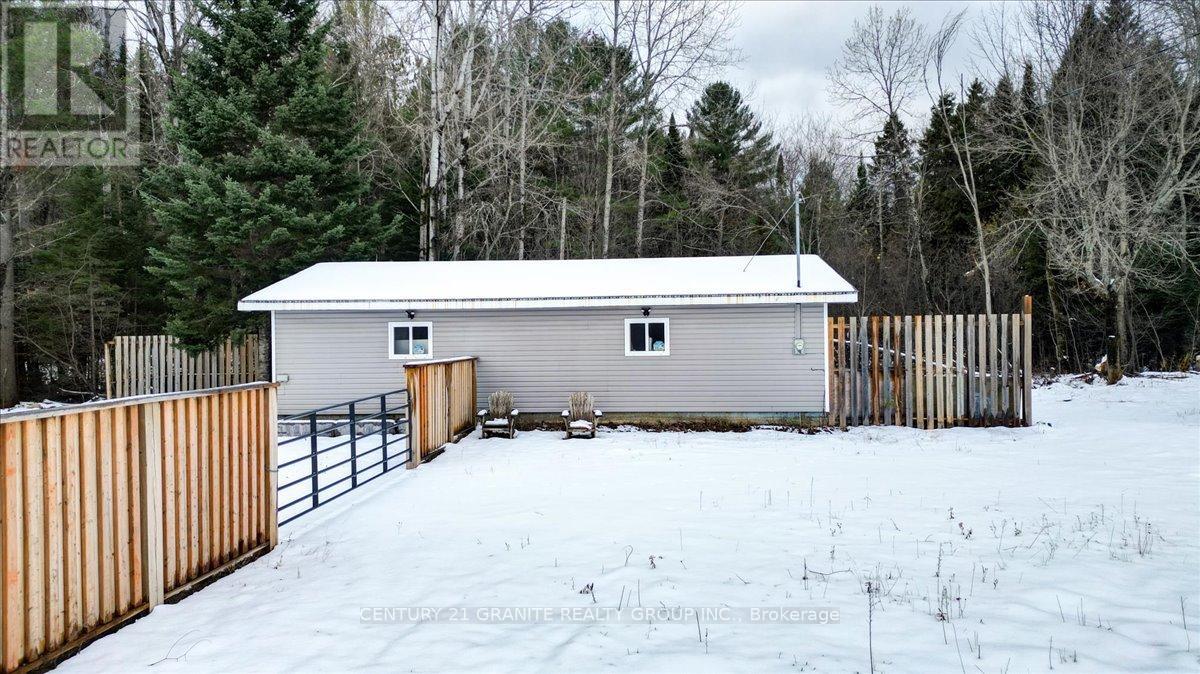 1725 Loop Road, Highlands East (Monmouth), Ontario  K0L 3C0 - Photo 9 - X12564112